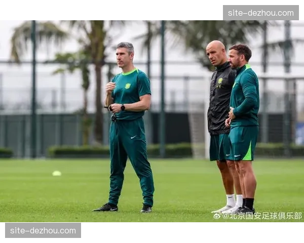 蒙哥马利高位逼抢致伤病潮 国安战术强度与体能分配需平衡